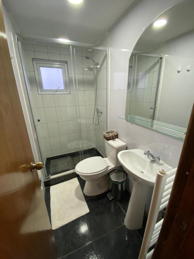 Hostal America En Puerto Natales Bagian luar foto