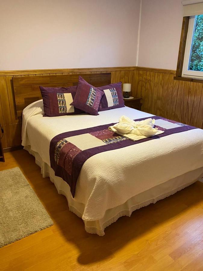 Hostal America En Puerto Natales Bagian luar foto